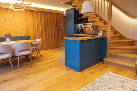 Superior Apartment, Balcony | Living area | Printers