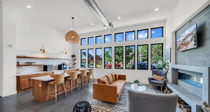 Sugarhouse-1BR 1BA Great Views!