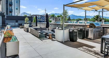 Sugarhouse-1BR 1BA Great Views!