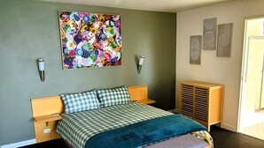 Room - Tamar Tonic - Lush River Views (Grindelwald)
