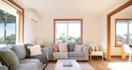 Comfortable Town House Near City