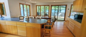 Waterfront Charm on Lake Sunapee