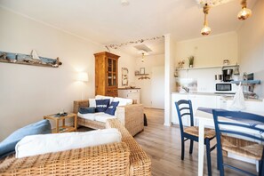 TV, DVD-spiller, fotballspill og bordtennis