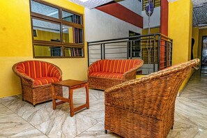 Interior detail - Nur Complex Hotel (Nairobi)