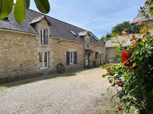 Complete Domaine Les Hiboux with Heated Pool and Reception Hall
