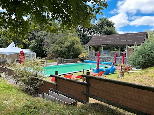 Complete Domaine Les Hiboux with Heated Pool and Reception Hall