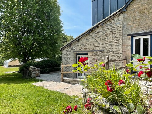 Complete Domaine Les Hiboux with Heated Pool and Reception Hall