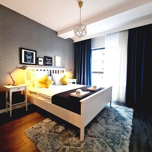 1 bedroom, in-room safe, iron/ironing board, free WiFi