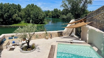 Seasonal outdoor pool