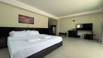 Grand Room, 1 King Bed, Terrace, Sea View | In-room safe, desk, blackout curtains, free WiFi