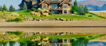 Pelican Point | Private Beach, Dock & Views | 35 mins to YNP