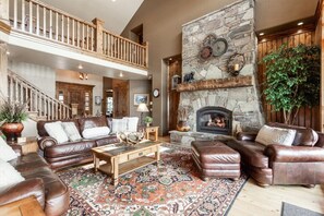 Smart TV, fireplace, offices
