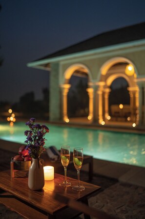 Villa, 5 soverom, ikke-røyk, hageutsikt | Skrivebord, skrivebord for bærbar PC og wi-fi (inkludert)