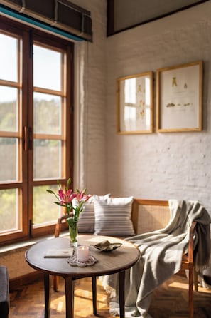 Villa - 1 sovrum - utsikt mot trÀdgÄrden | Skrivbord, arbetsyta för laptop och gratis wi-fi