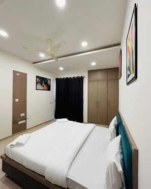 2 bedrooms, WiFi, bed sheets - Pink City Hub - 2BHK - Balcony Wi-Fi 201 (Jaipur)