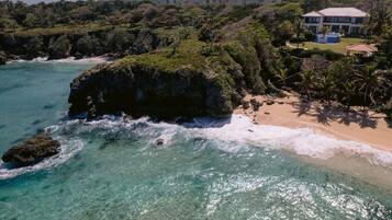 Accommodatie ligt op het strand