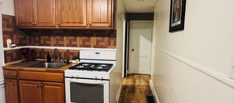Relax with Peaceful Superb 3-bedroom apartment 2Fl with AC in Tonawanda Town