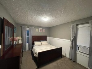 3 habitaciones, tabla de planchar con plancha y wifi gratis 