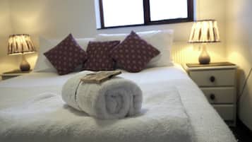 4 chambres, fer et planche Ă repasser, accĂšs Internet, draps fournis