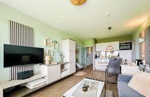 Fernseher, Stereoanlage