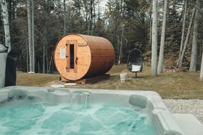 Bain à remous extérieur