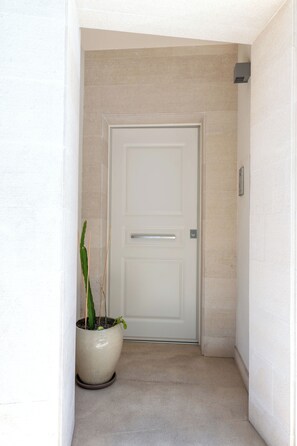 واجهة المنشأة