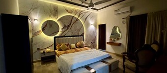 Guest House With Air Condition And Flat Screen TV