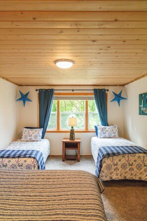 3 bedrooms, free WiFi, bed sheets