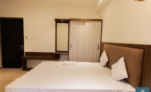 Premium Double Room | Free WiFi