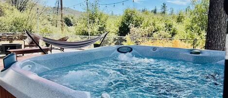 Bañera de hidromasaje exterior