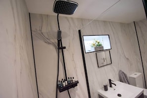 Hair dryer