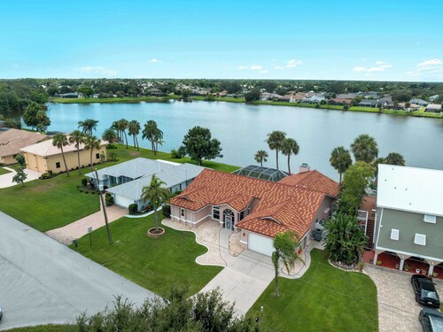 Port Charlotte Lake front home Heated Pool, Dock