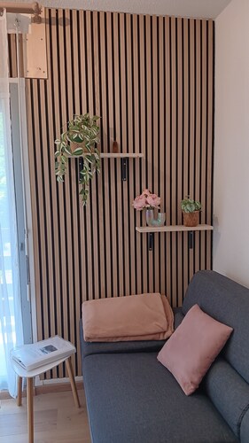 Renovated one-bedroom apartment with private parking and a balcony. Quiet, bright, and close to everything. Rated 2*
