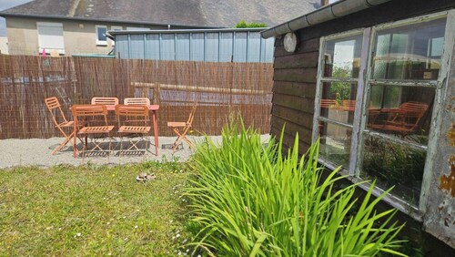 House near town center with garden