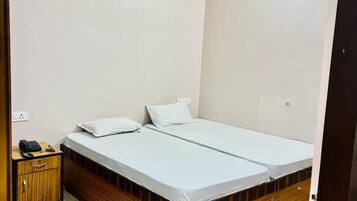 Deluxe Double Room | Free WiFi