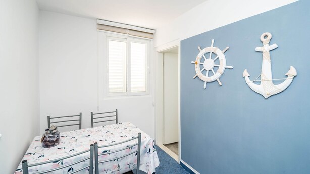 Unclassified image, 1 of 13, button - Apartment & Rooms Alan - Double Room With Shared Bathroom 1 (Dubrovnik)
