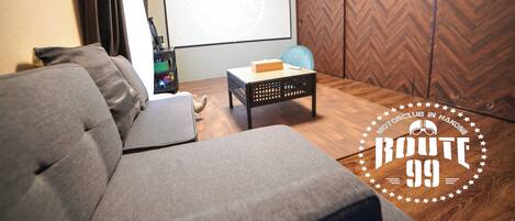 Appartement, rez-de-chaussée | Coin séjour | Télévision