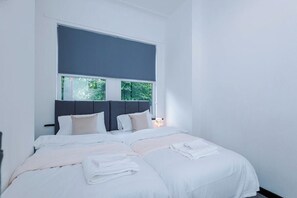 5 bedrooms, iron/ironing board, free WiFi