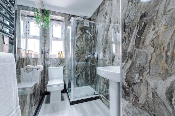 Dusche, Haartrockner