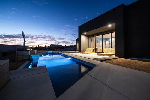 Black Casita by Fieldtrip - Bold Villa w Pool + Spa