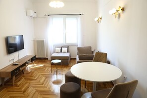 Living area - Serene & Stylish apt by GHH (Athens)