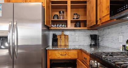 4BR Home Near MidAmerica Sport Complex_KingBeds