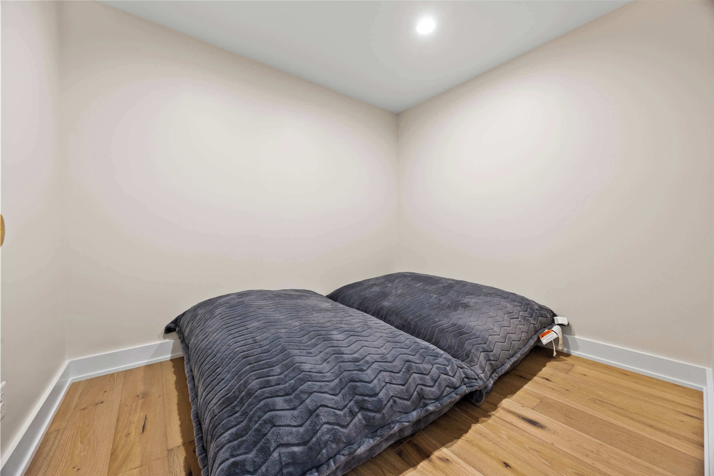 5 Schlafzimmer, Bügeleisen/Bügelbrett, WLAN, Bettwäsche