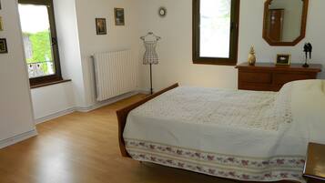 4 bedrooms, WiFi