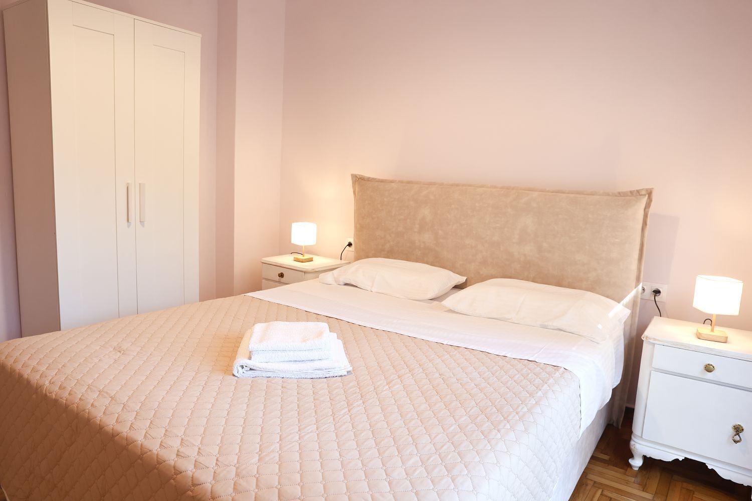 2 Schlafzimmer, Bügeleisen/Bügelbrett, kostenloses WLAN, Bettwäsche