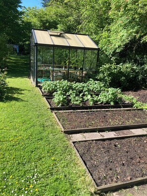 Property grounds - 1960s nostalgic vacation idyll (3630 Jægerspris)