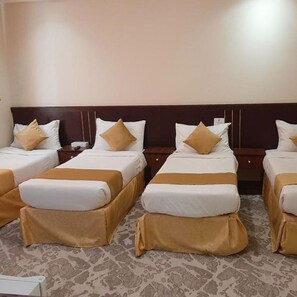 Laptop workspace, free WiFi - Taj Al Zahabiya (Makkah)