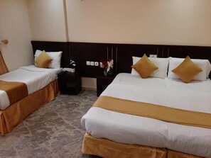 Laptop workspace, free WiFi - Taj Al Zahabiya (Makkah)