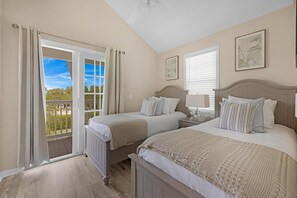 2 bedrooms, iron/ironing board, Internet, bed sheets