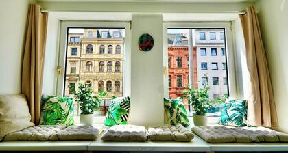 Modern apartment right in Cologne's trendy district